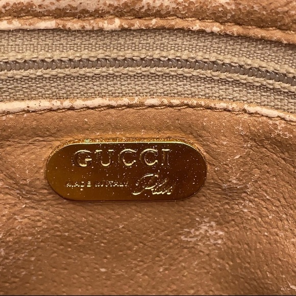 Authentic GUCCI GG Plus Beige Brown
PVC Leather Shoulder Bag - Picture 13 of 16